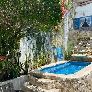 Caribo בית הארחה