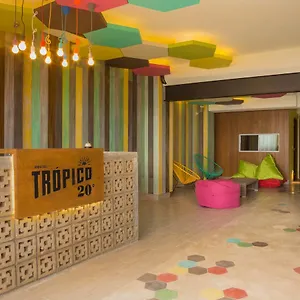 Hostel Frente Al Mar Tropico 20º אכסניה